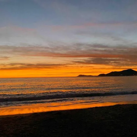 Presqu'ile De Giens, Joli T2 A 5 Minutes De La A Pieds *