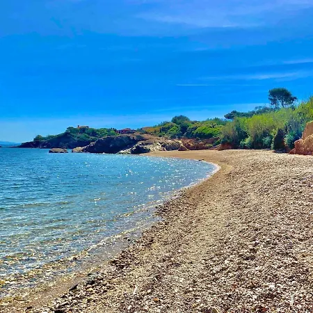T2 Climatise Avec Terrasse & Parking A Pied 5min Presqu Ile De Giens