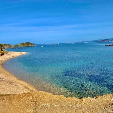 T2 Climatise Avec Terrasse & Parking A Pied 5min Presqu Ile De Giens