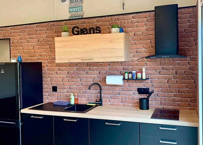 Presqu'ile De Giens, Joli T2 A 5 Minutes De La A Pieds *