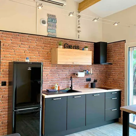 Presqu'ile De Giens, Joli T2 A 5 Minutes De La A Pieds Appartement